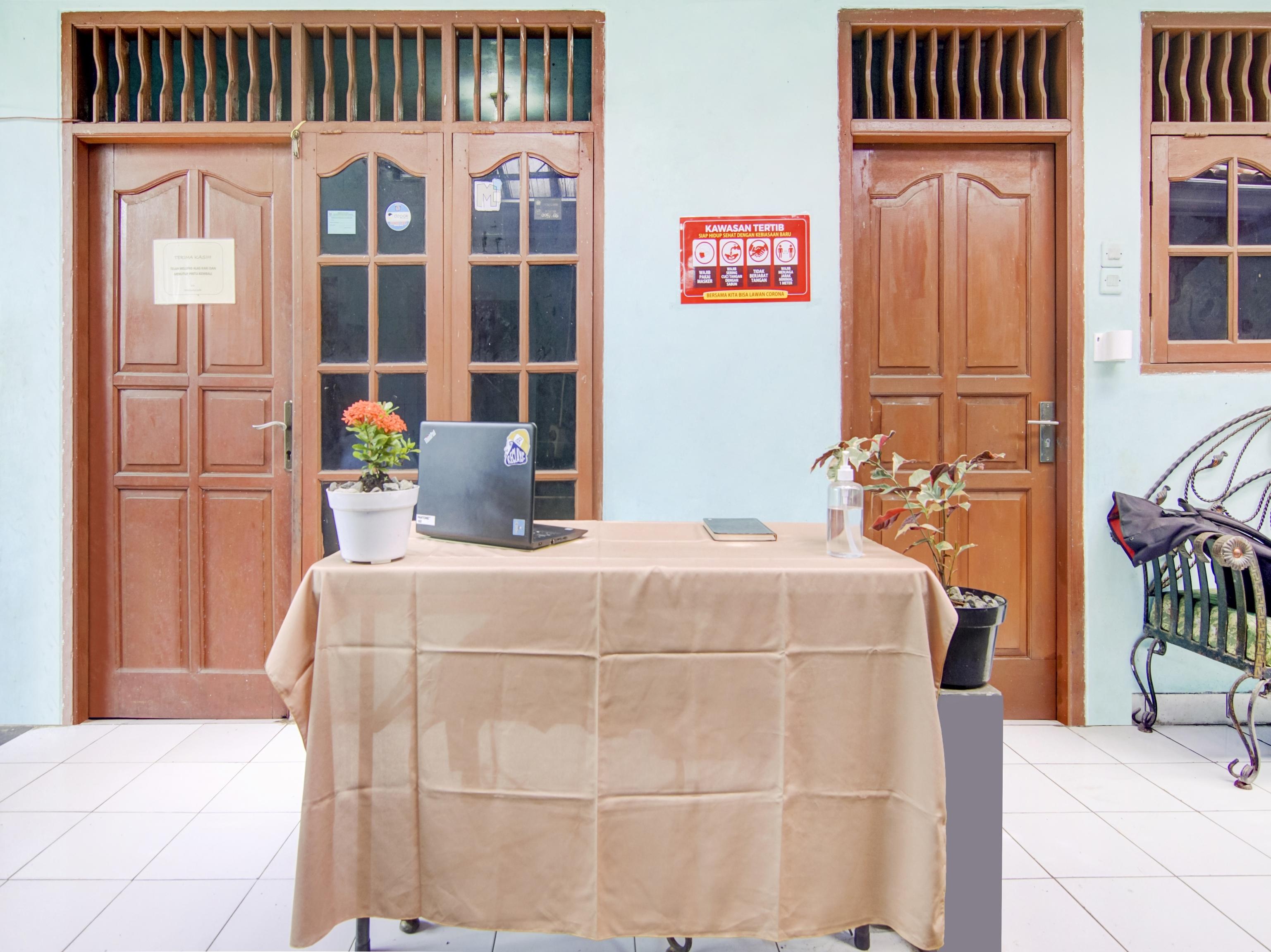 Spot On 3979 Wisma Purimas Syariah Depok Eksteriør billede